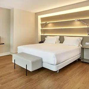 https://nh-sants-barcelona.catalonia-hotels.com